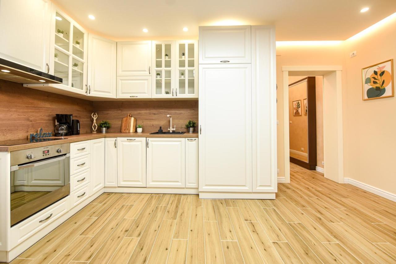 Green Leafy Brasov - Ideal 2 Bedroom Apartment Εξωτερικό φωτογραφία